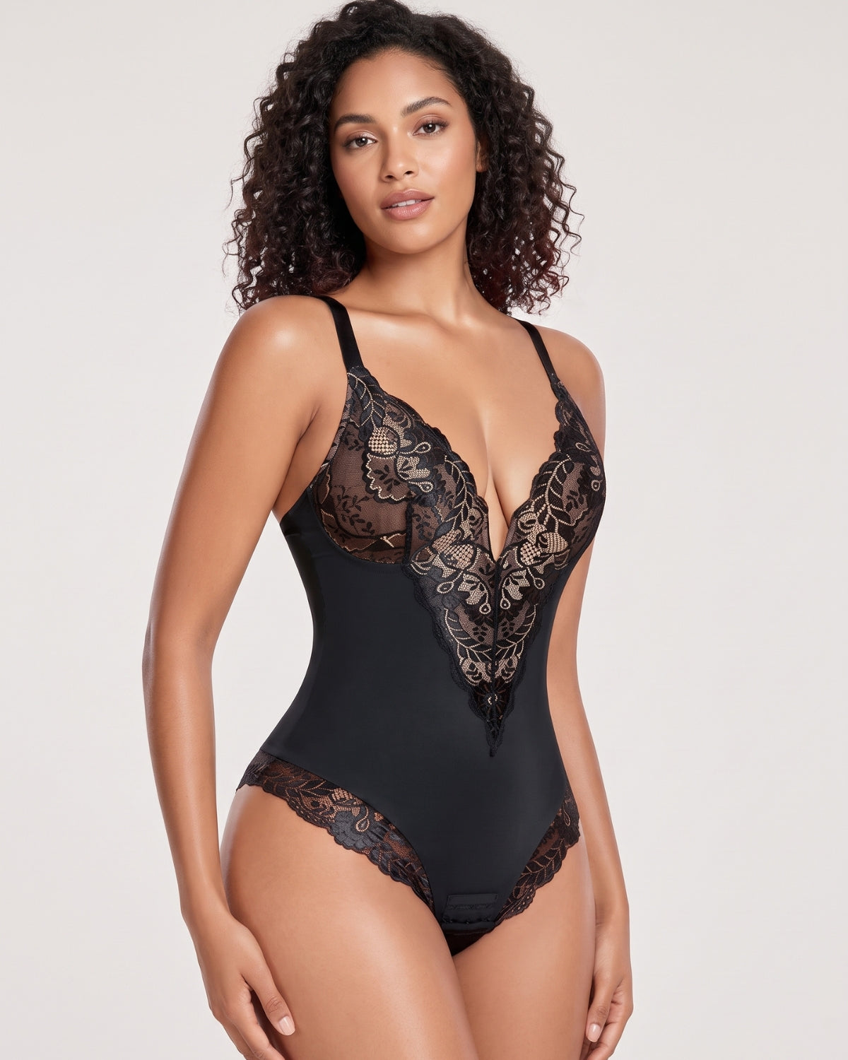 Body modellante con scollo a V e pizzo