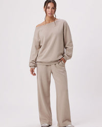 Conjunto de top con hombros caídos y pernera ancha