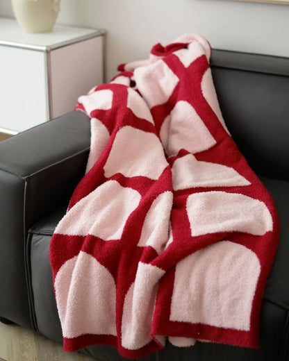 Red Holiday Plush Blanket for Living Room, Sofa, Office Nap, and Sofa Cover