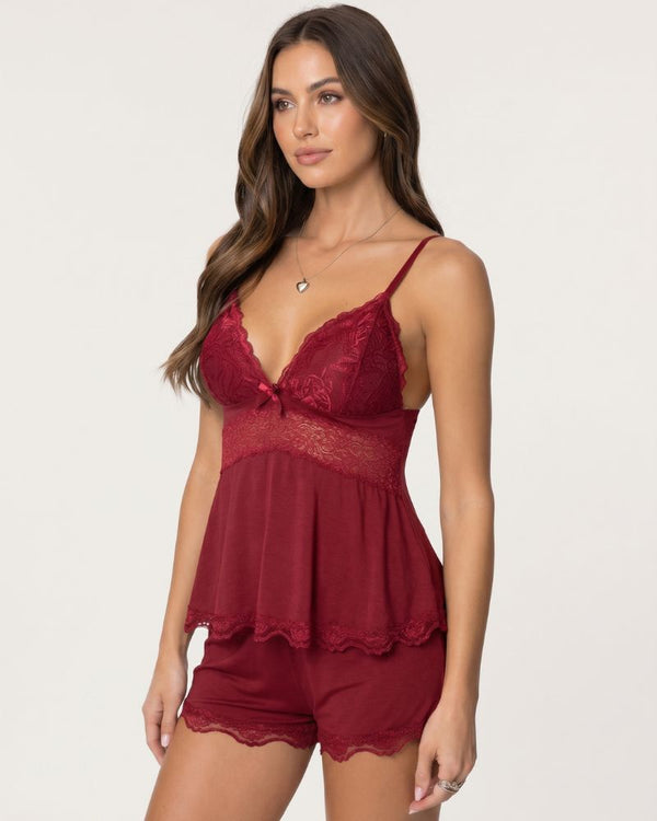 Conjunto de pijama de camisola y pantalones cortos con ribete de encaje 