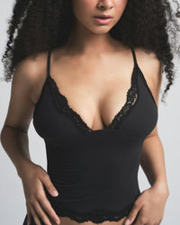 Conjunto de camisola y pantalón corto con ribete de encaje 