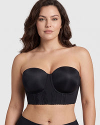 Il reggiseno senza spalline con schienale basso 