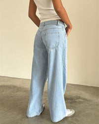 Raw-Hem Mid-Rise Cropped Straight Jeans