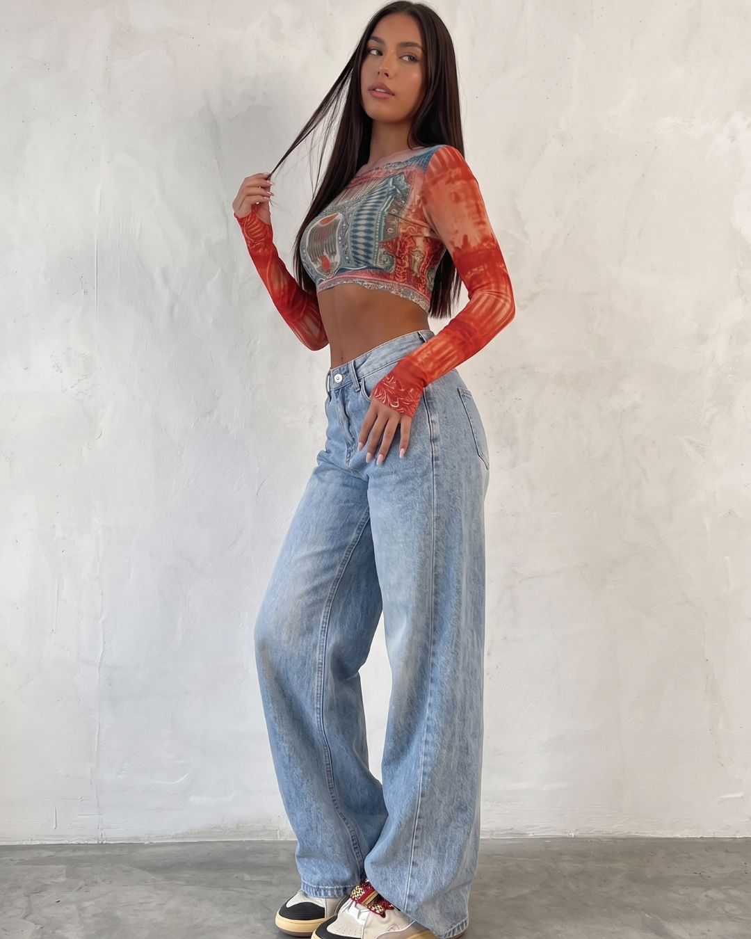 Mid-Rise Straight-Leg Jeans