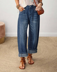 Raw-Hem Mid-Rise Cropped Straight Jeans