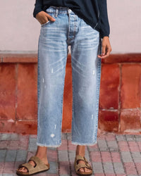 Raw-Hem Mid-Rise Cropped Straight Jeans