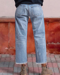 Raw-Hem Mid-Rise Cropped Straight Jeans