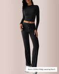 Conjunto de estar por casa con top corto y pantalón acampanado