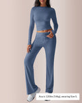 Conjunto de estar por casa con top corto y pantalón acampanado