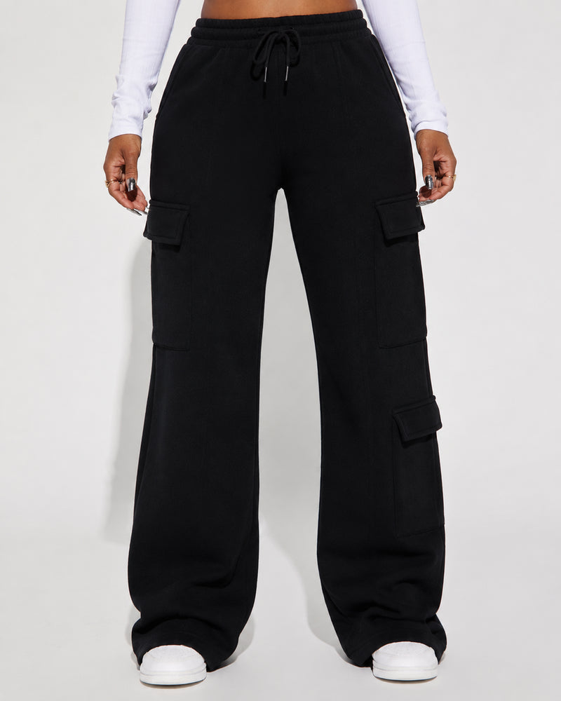 Relaxed Pocket Straight-Leg Pants