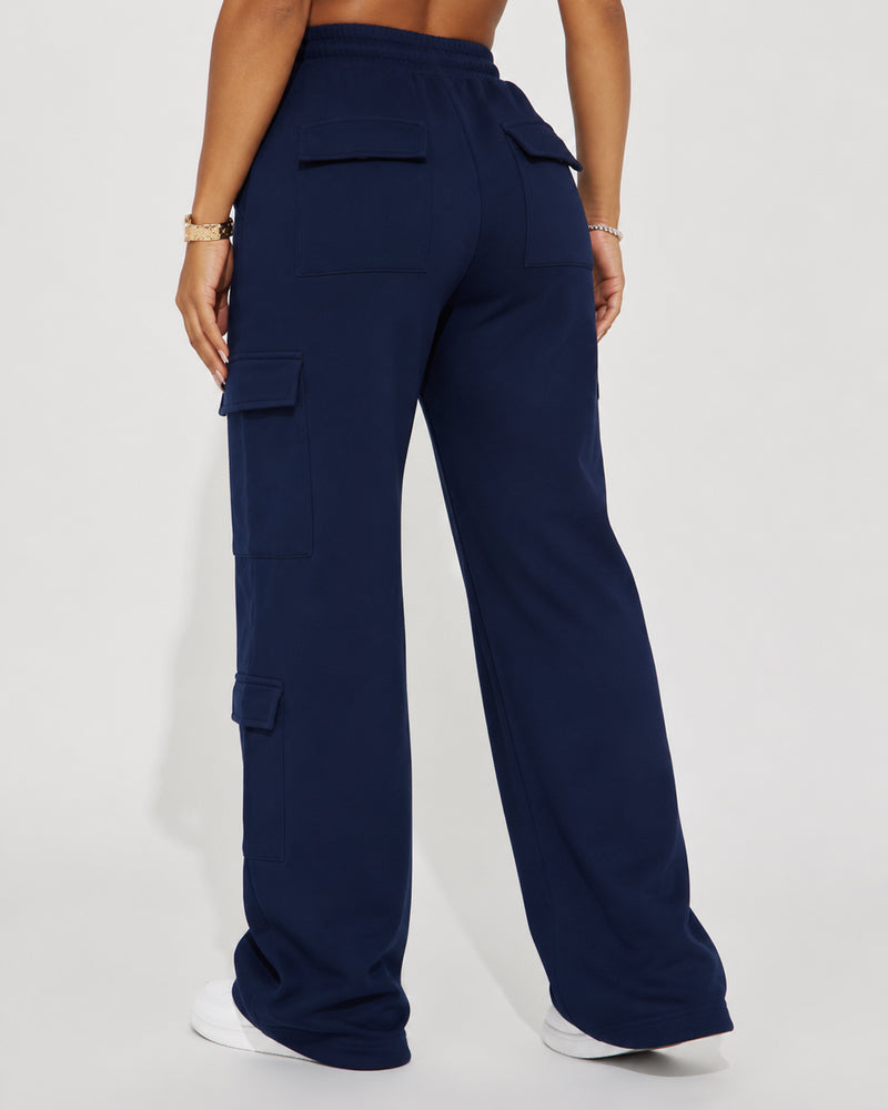 Relaxed Pocket Straight-Leg Pants