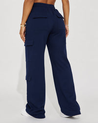 Relaxed Pocket Straight-Leg Pants