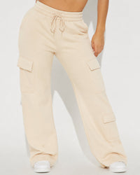 Relaxed Pocket Straight-Leg Pants