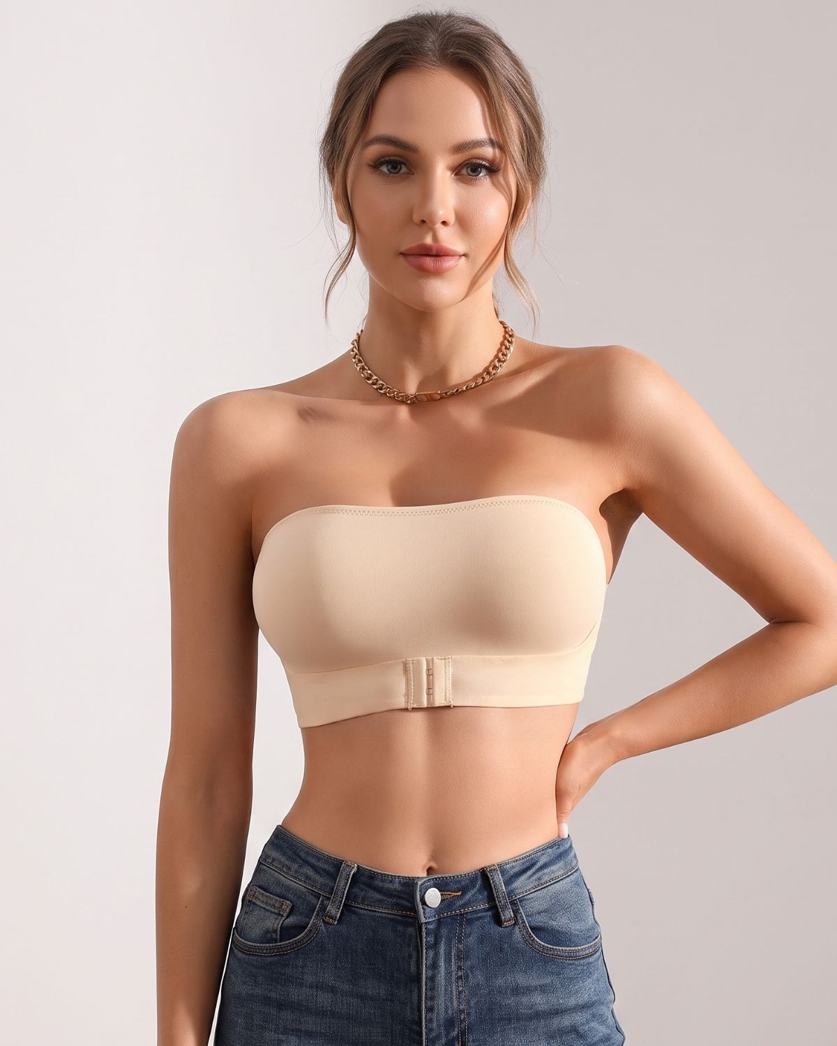 Seamless Front-Closure Strapless Bandeau Bra