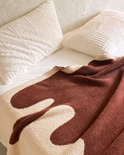 Nordic Style Irregular Pattern Knit Blanket, Half-Fleece Soft Plush Blanket