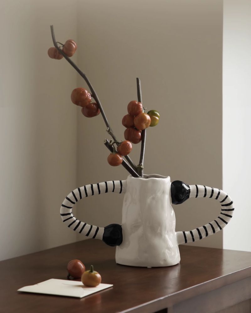 Black and White Ceramic Vase - Elegant Accent for Living Room & Coffee Table