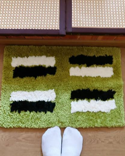 Minimalist Green Fresh Style Rug for Living Room, Bedroom, and Home Decor